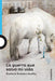 Book cover of La Guerra que Salvo mi Vida with an illustration of a horse eating grass.