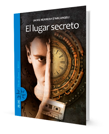Book cover of El Lugar Secreto shows half a boy's face and half a clock.